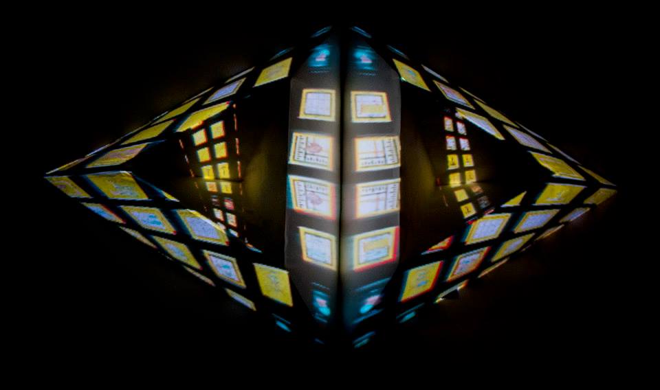 projection mapping on origami by qpop